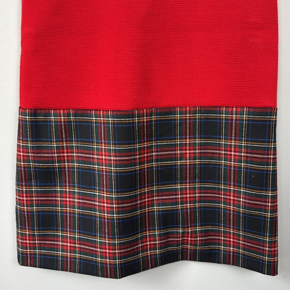 Dolce & Gabbana Tartan Plaid Dress with Doll Broach. Size 9/10. - Picture 3 of 13